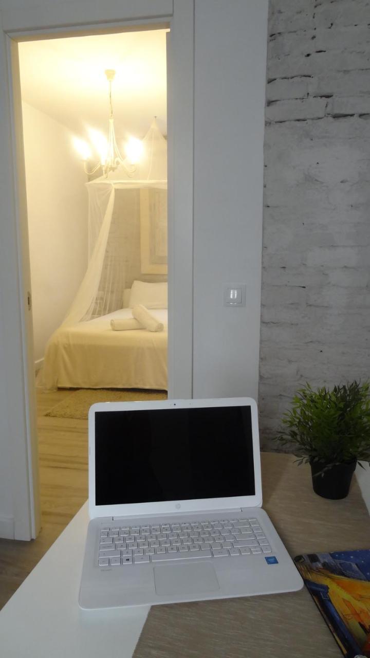 Suites By Eric Olsan Valencia Buitenkant foto